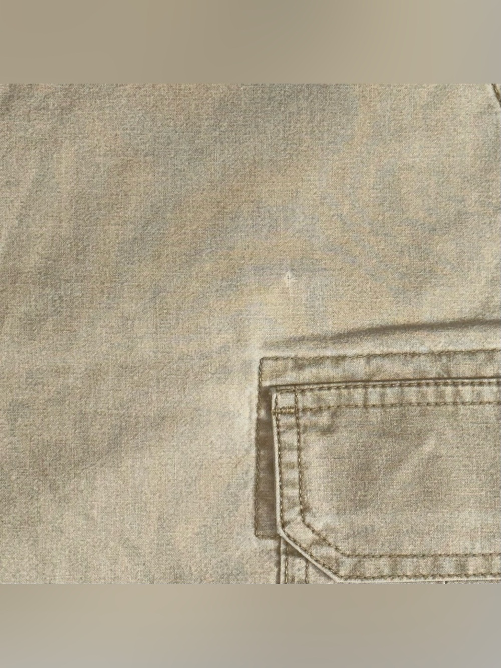 Men’s L.L. Bean Natural Fit Cargo Shorts - Picture 7 of 7